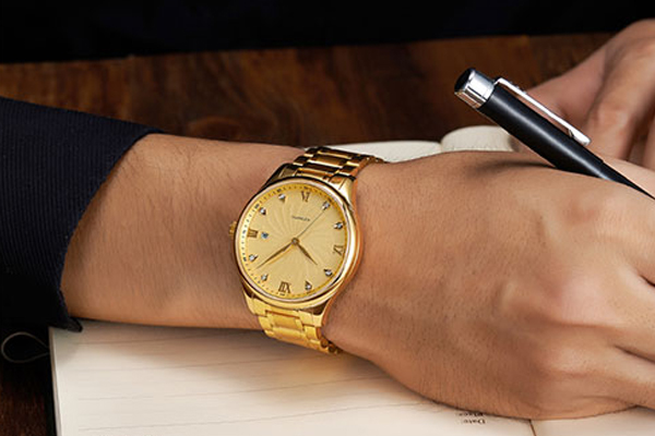 黄金男士商务腕表 手表厂家定制——稳达时