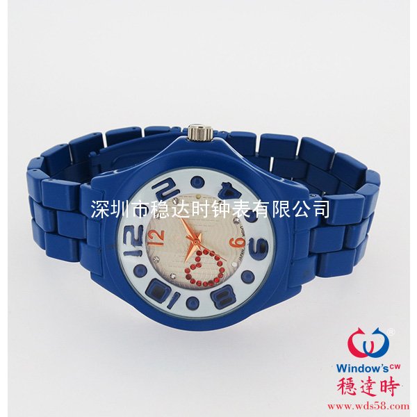 喷蓝色油合金壳带手表