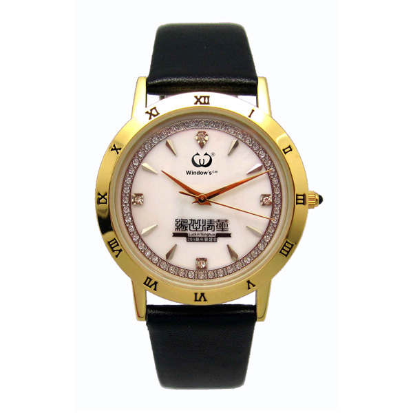 稳达时礼品手表时尚简约金属材质进口机芯礼品手表定制