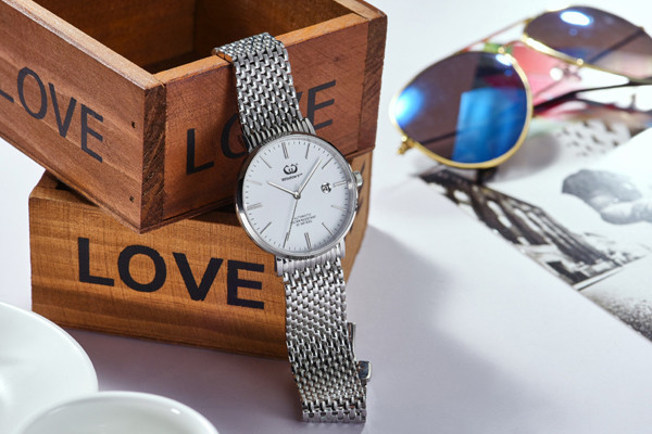 商务机械防水手表 优质皮带手表 ——稳达时手表定制厂家直销