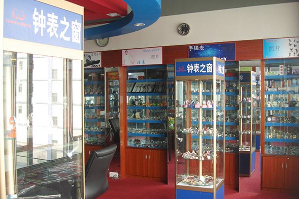 稳达时手表厂家款式展厅